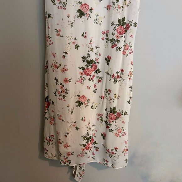 Reformation Dietrich Dress White Rose Floral Size 10 - Picture 6 of 14